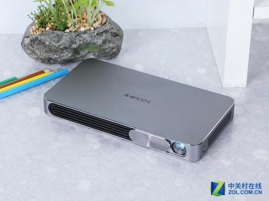Kk5S-fxhkpcu4914144.jpg