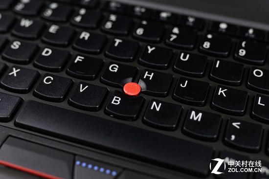 CZlP-fyepses7062372.jpg