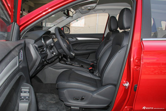 auto-fyrkuxs9240223.jpg