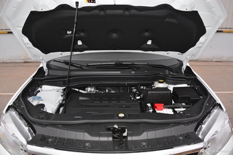 auto-fyrcsrx3878411.jpg
