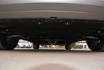 auto-fyqincu0105393.jpg