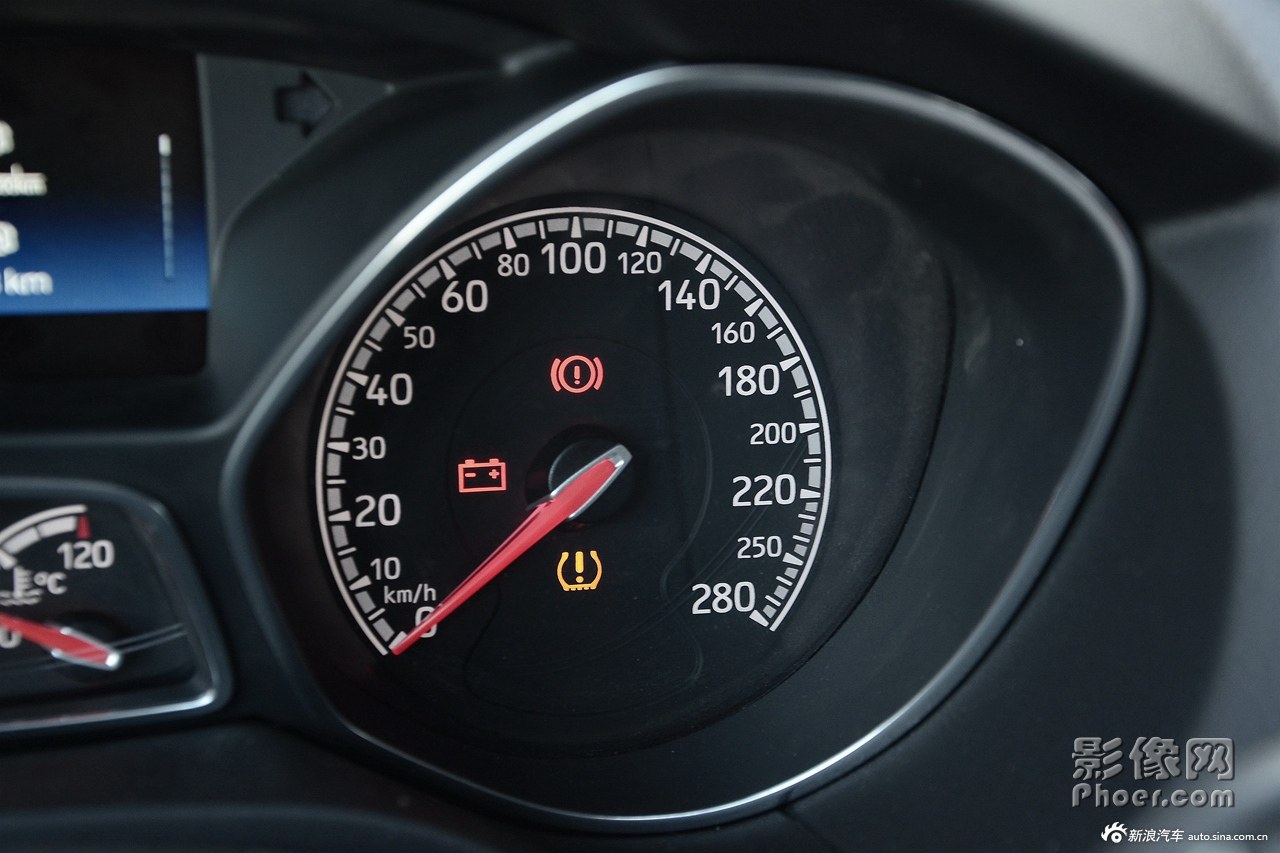auto-fynwnwt6969842.jpg