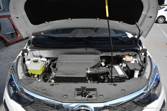 auto-fynmzun0526016.jpg