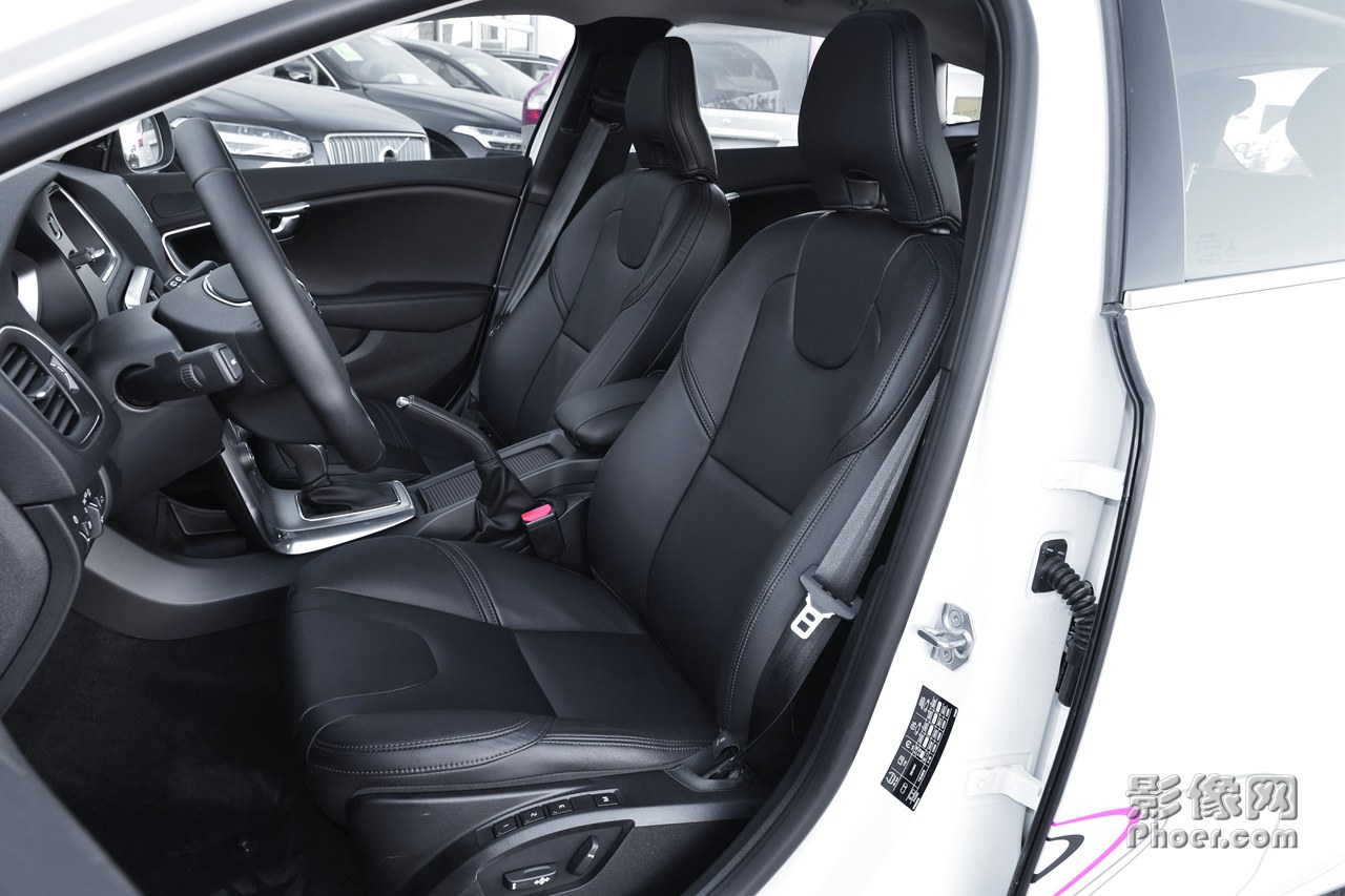 auto-fyqnick8964778.jpg