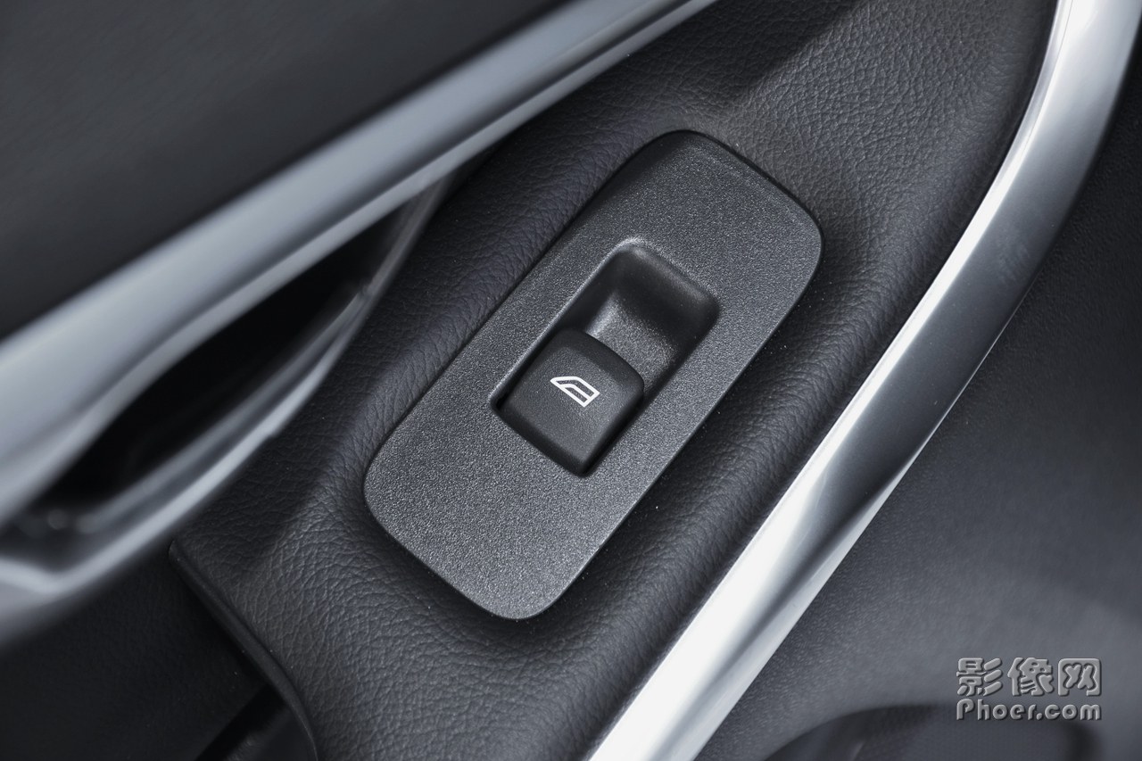 auto-fyqnick8972163.jpg