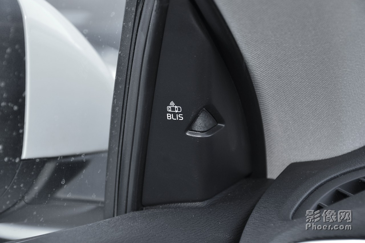 auto-fyqnick8972694.jpg