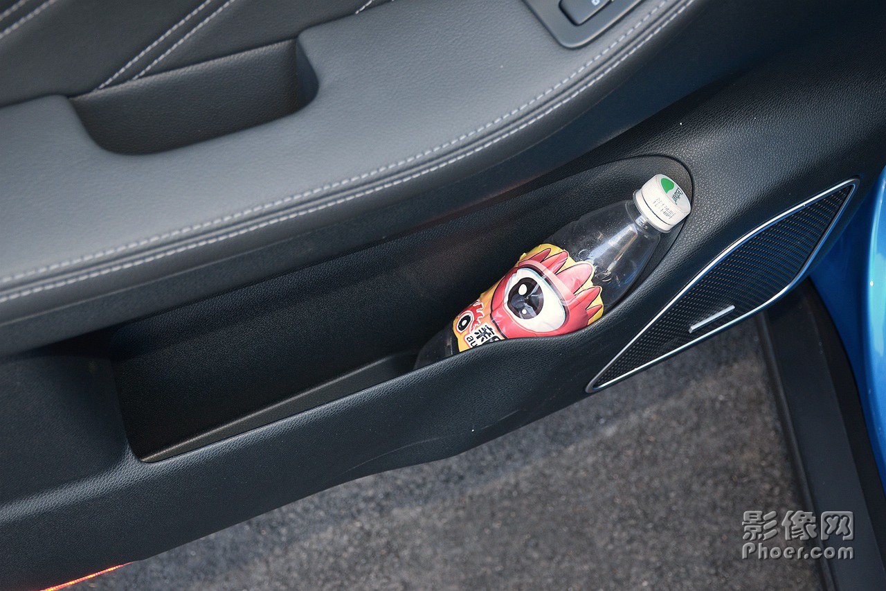 auto-fynwnwt7278804.jpg