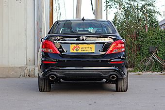 auto-fynshiq8511798.jpg