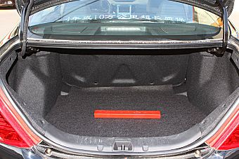 auto-fynshiq8511803.jpg