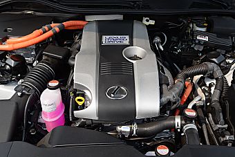 auto-fynmzum9735090.jpg