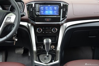 auto-fynstfh5527341.jpg