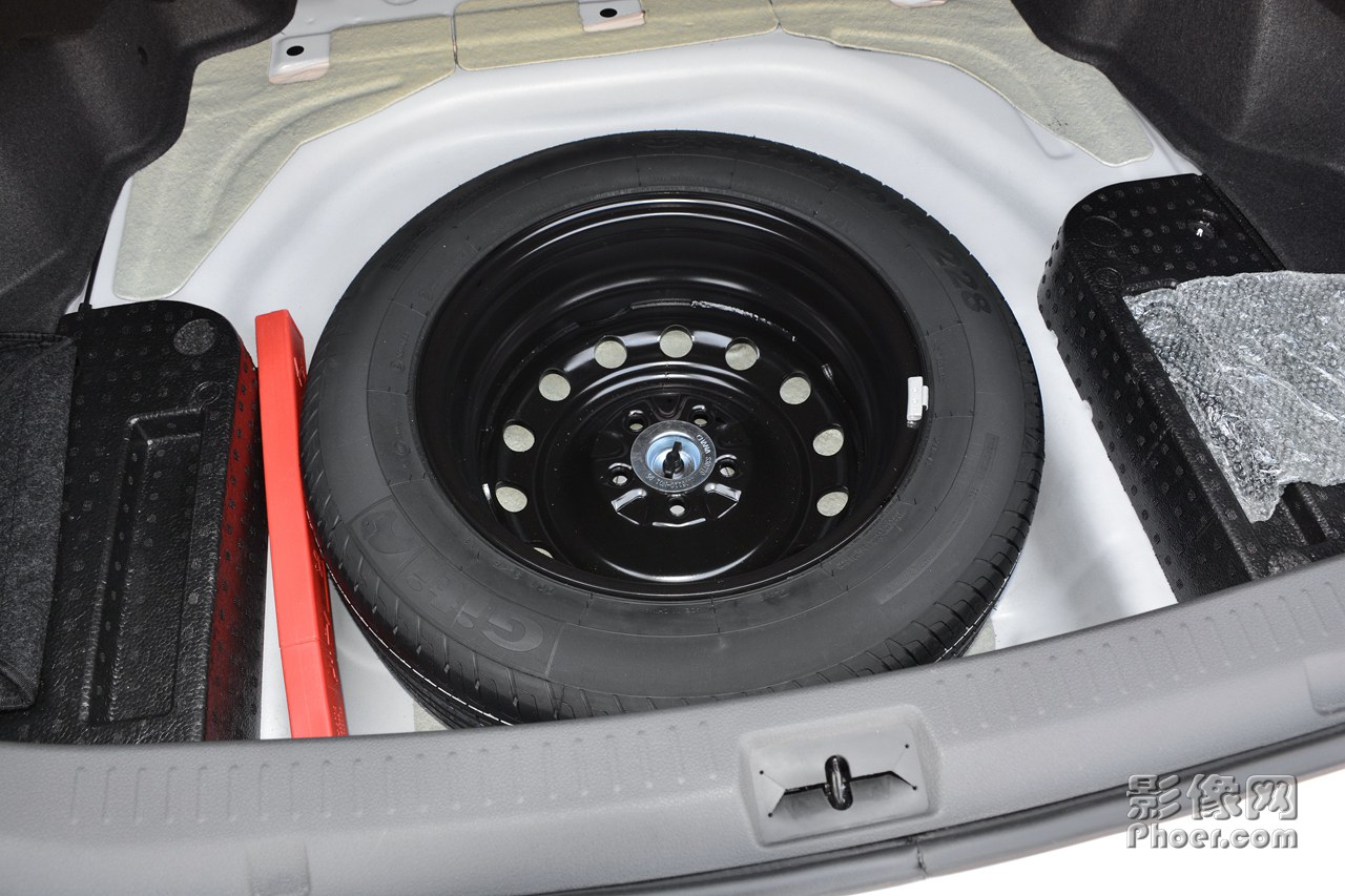 auto-fyrkuxt4791480.jpg