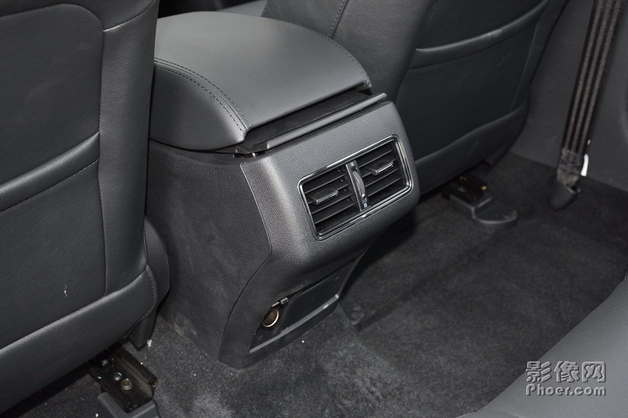 auto-fyrkuxt4792843.jpg