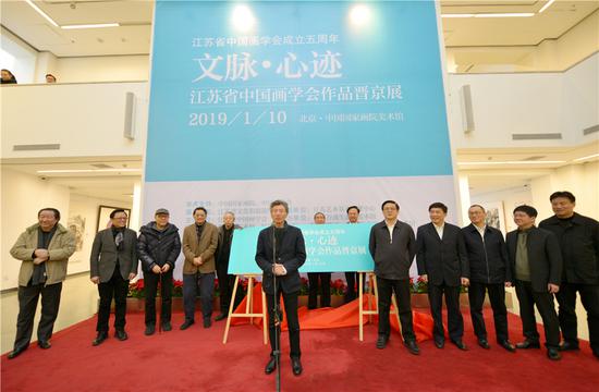 YDpL-hrpcmqv5350698.jpg