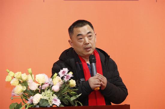 Suea-hrsechc7585255.jpg