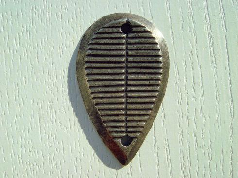 Eg8v-hrvcwnk2581418.jpg