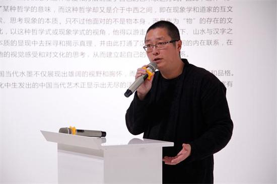 3S3j-hryfqhk7676800.jpg