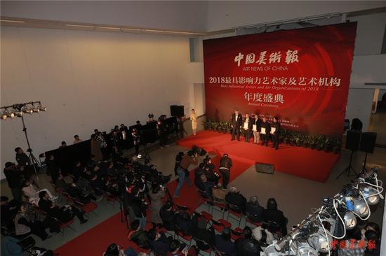 FHX5-hsccyrs3030357.jpg