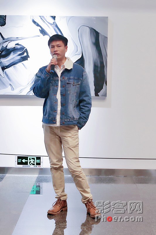 54cc-ihuuxut5399162.jpg