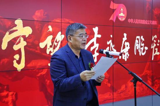 03d4-ihuuxuu8739407.jpg