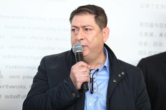 14ae-ikrsess5900079.jpg