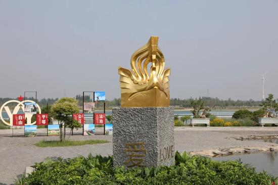 bc2e-itvqcca4723231.jpg