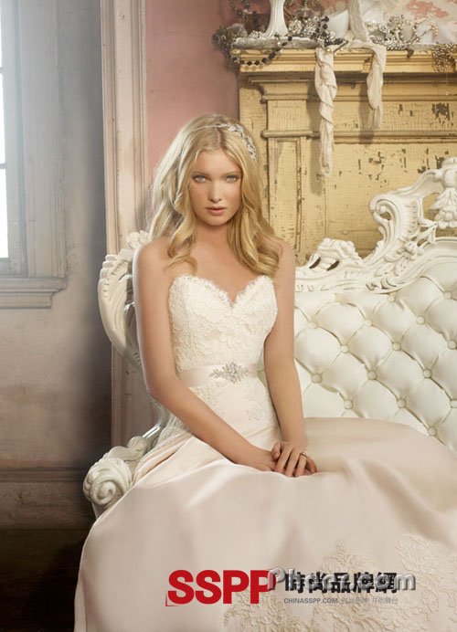  alvina valenta09°ɫϵ