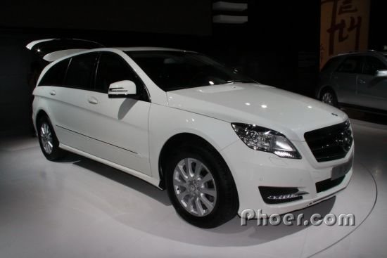 2011Rг