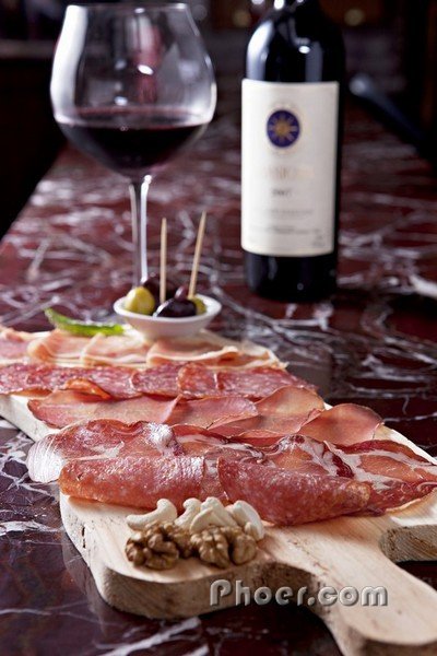 D Vino ƴ