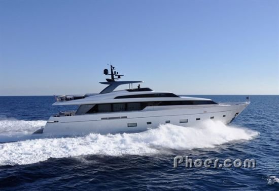 ʥ Sanlorenzo SL104 ͧ
