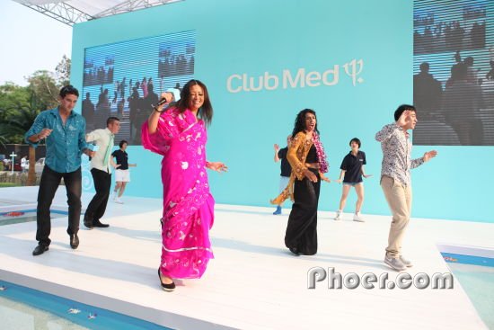 Club Med G.OCrazy Sign
