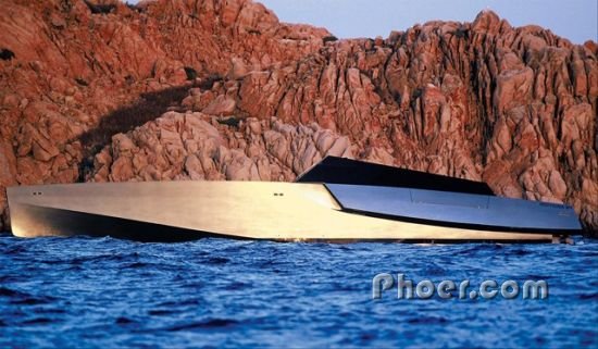 Wally Power 118